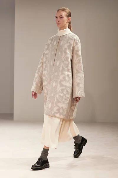 Look 22
